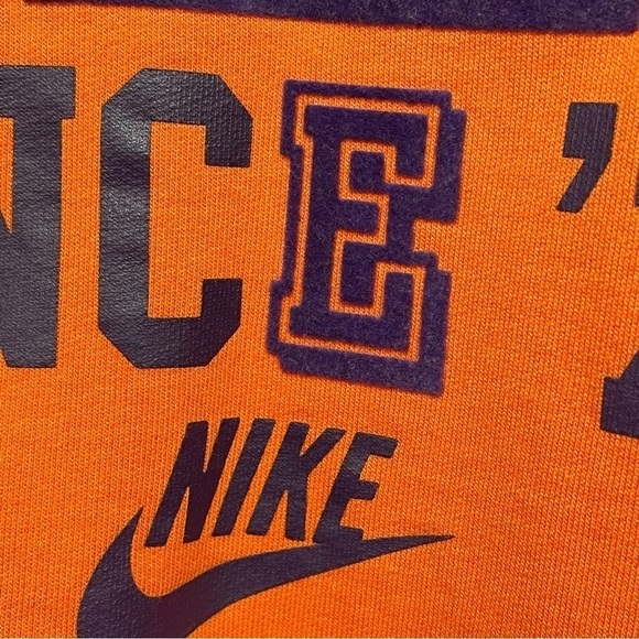 Nike Sweater Womens XL Orange BVTN Beaverton Swoosh Logo Pullover Crew Neck - Picture 9 of 11